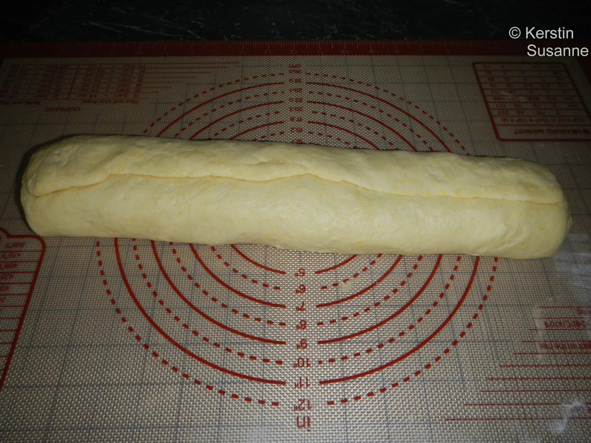 Rezept: Mohn-Stollen Bild Nr. 13 Mohn-Stollen - Rezept - Bild Nr. 13