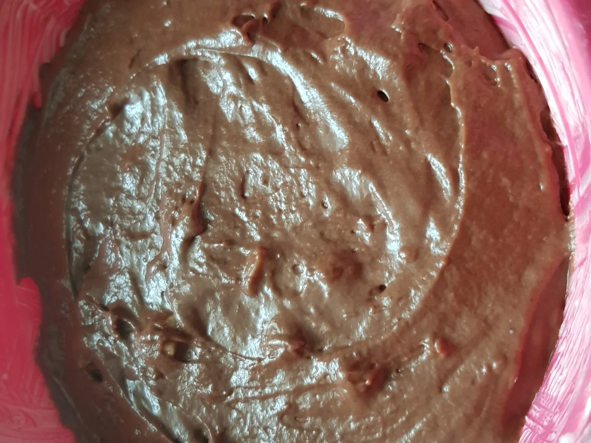 Rezept: Schoko-Marzipan-Kuppel mit Macadamia-Nüssen Bild Nr. 4 Schoko-Marzipan-Kuppel mit Macadamia-Nüssen - Rezept - Bild Nr. 4