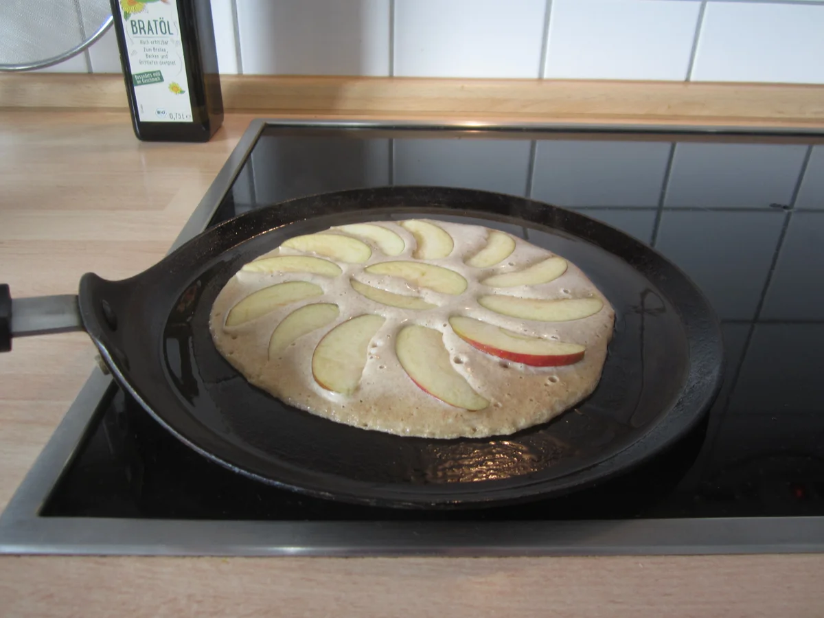 Vegane Vollkorn-Apfel-Pfannkuchen - Rezept - Bild Nr. 12319