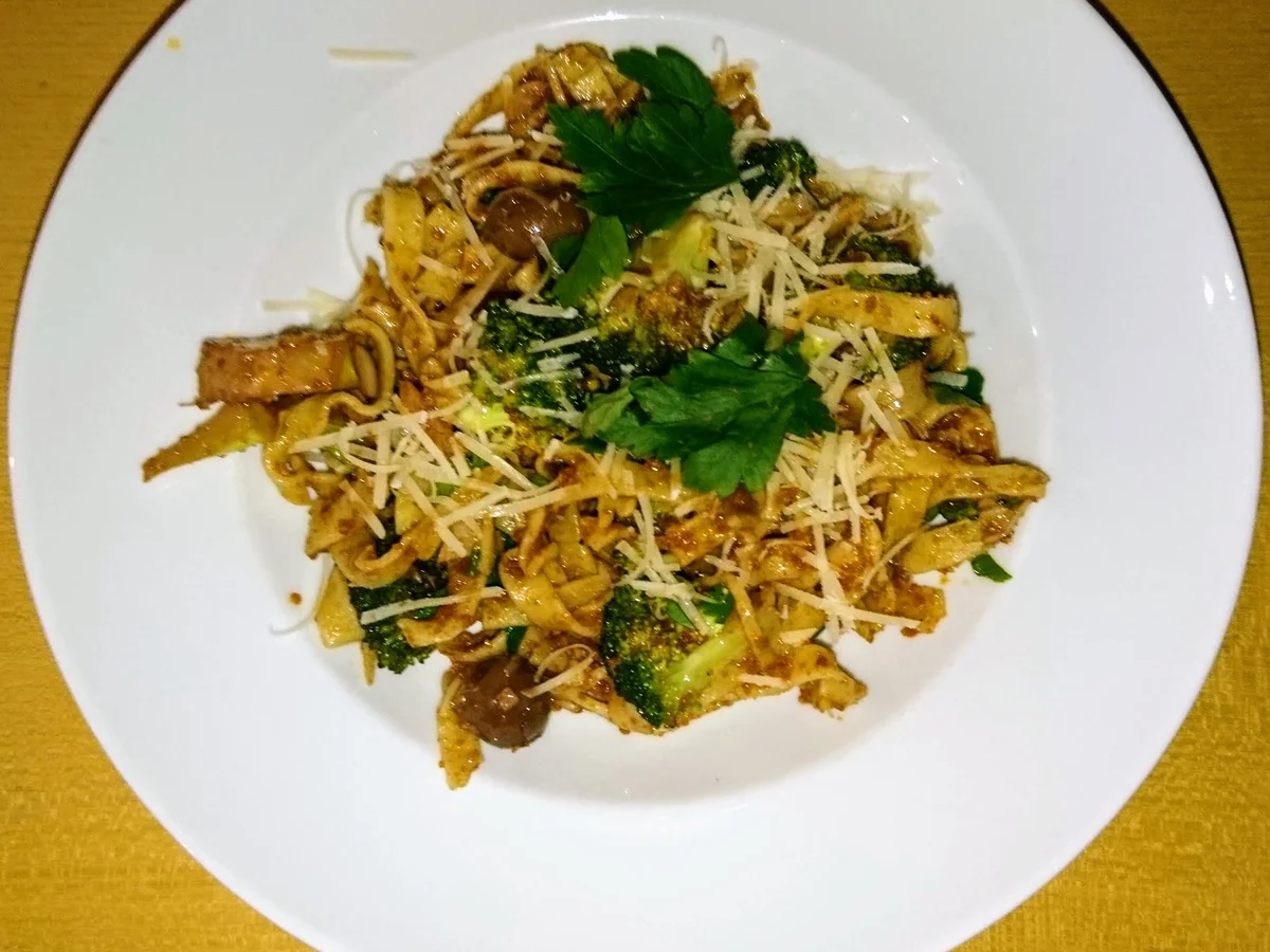 Rezept: Pasta mit Brokkoli - Broccoli alla siciliana Bild Nr. 15 Pasta mit Brokkoli - Broccoli alla siciliana - Rezept - Bild Nr. 15