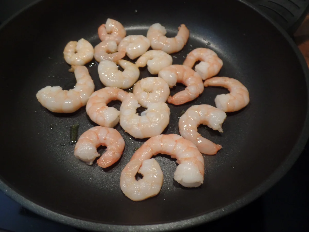 Bunter Salat mit Garnelen - Rezept - Bild Nr. 12325