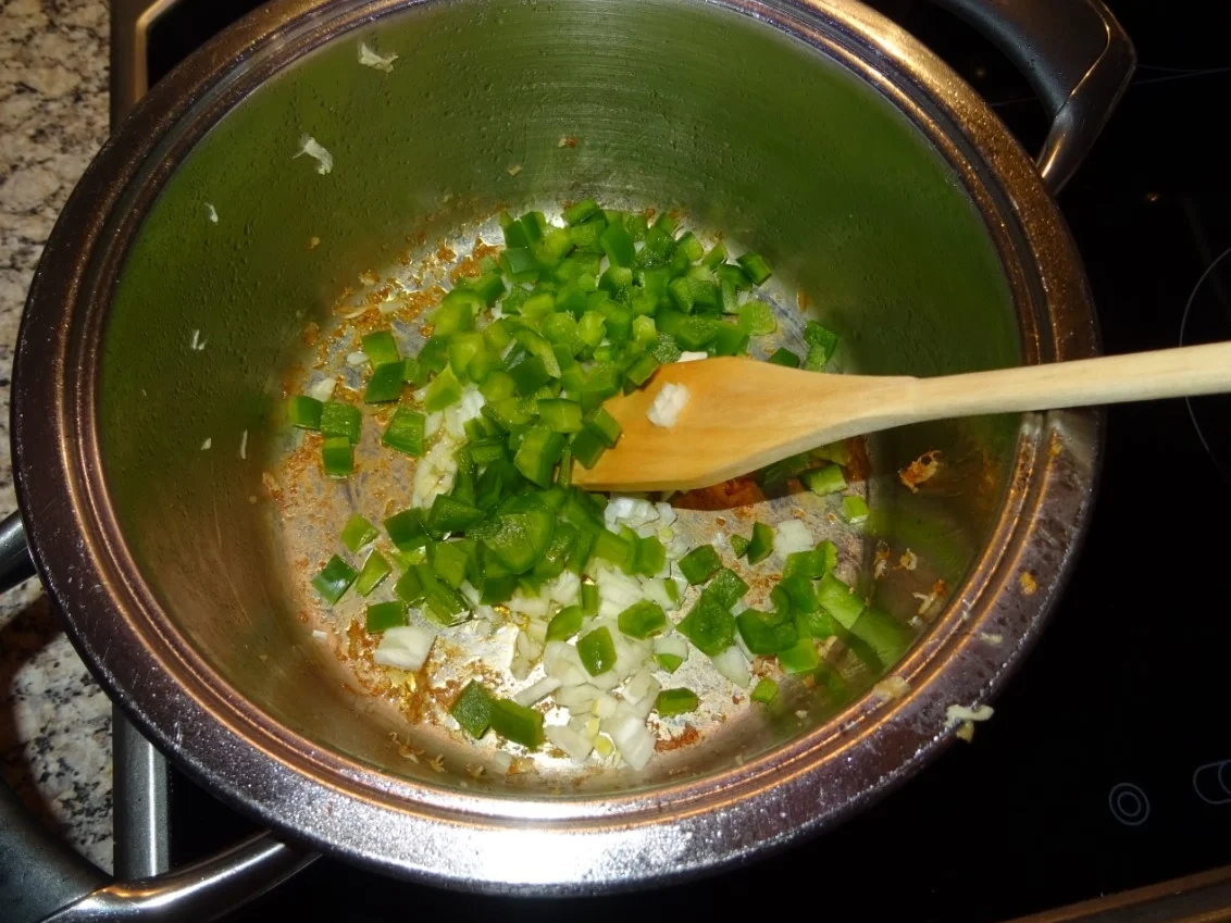 Rezept: Hähnchensuppe mit Mandelmus Bild Nr. 5 Hähnchensuppe mit Mandelmus - Rezept - Bild Nr. 5