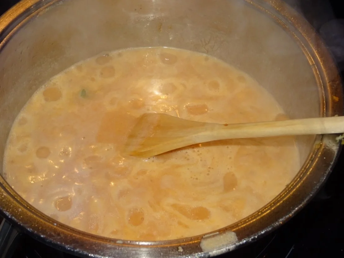 Rezept: Hähnchensuppe mit Mandelmus Bild Nr. 9 Hähnchensuppe mit Mandelmus - Rezept - Bild Nr. 9