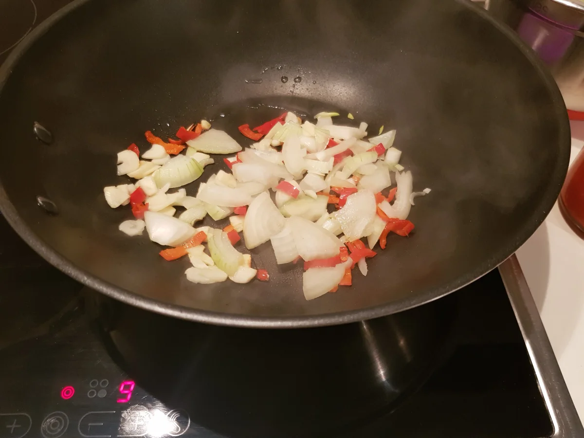 Conchiglioni mit dreierlei Füllung auf Peperonata - Rezept - Bild Nr. 7