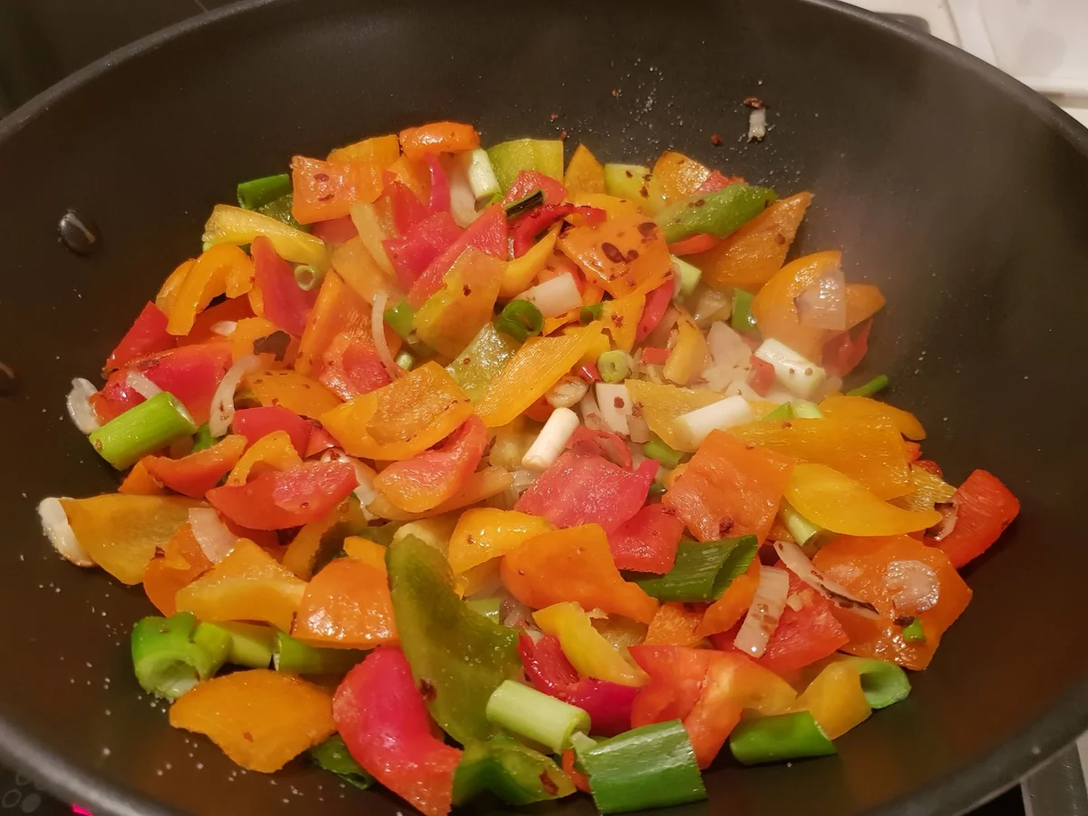 Conchiglioni mit dreierlei Füllung auf Peperonata - Rezept - Bild Nr. 6