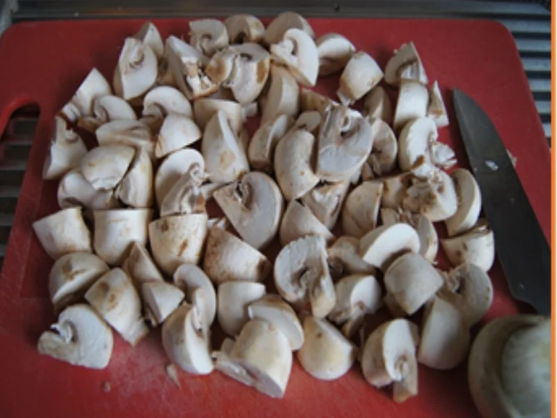 Rezept: Bunte Champignonpfanne Bild Nr. 4 Bunte Champignonpfanne - Rezept - Bild Nr. 4