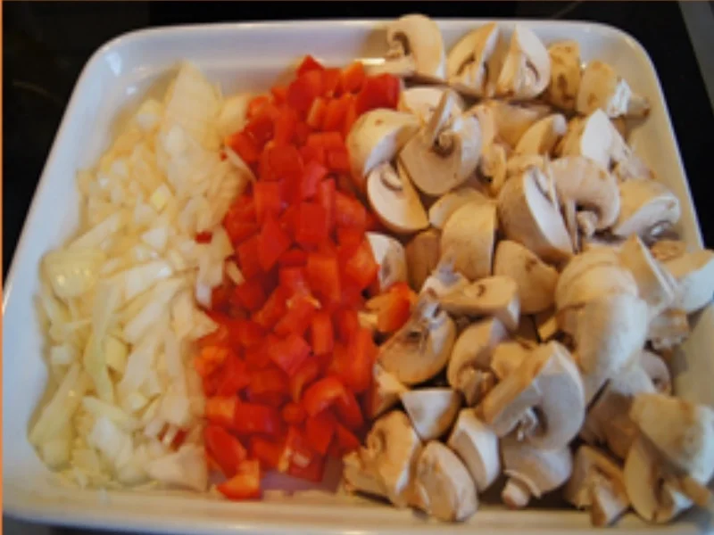 Rezept: Bunte Champignonpfanne Bild Nr. 8 Bunte Champignonpfanne - Rezept - Bild Nr. 8