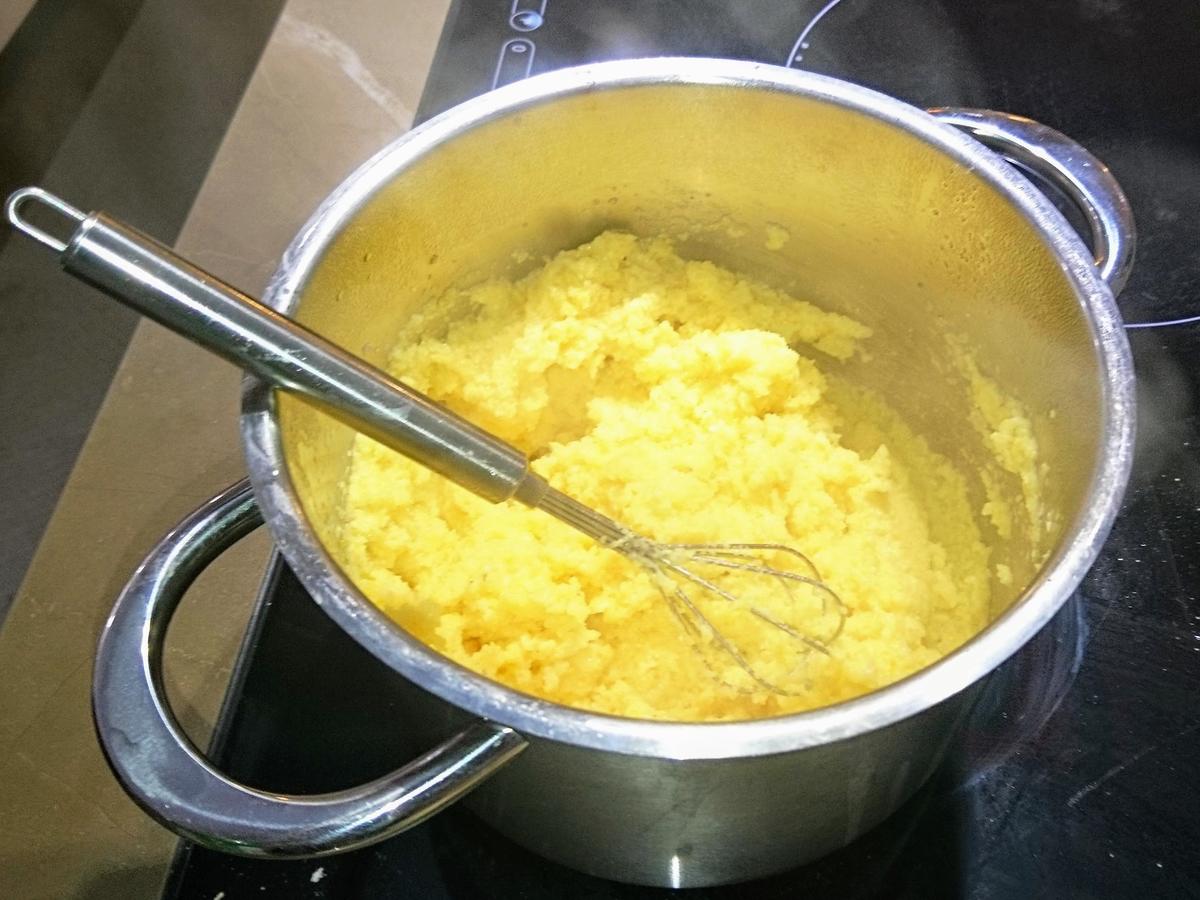 Geschmorte Kalbsbäckchen mit Polenta - einfach - von Claton