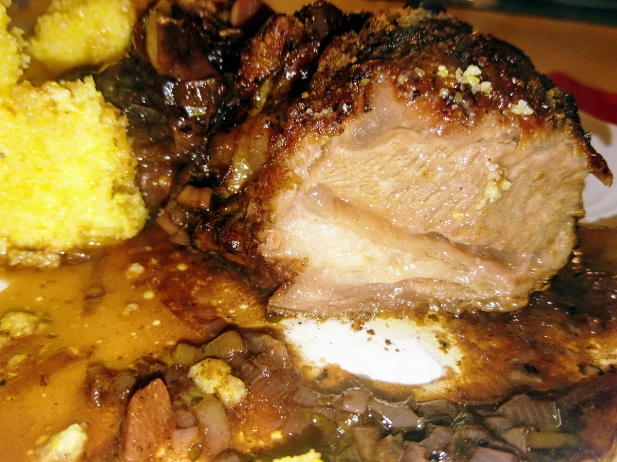 Rezept: Geschmorte Kalbsbäckchen mit Polenta Bild Nr. 8 Geschmorte Kalbsbäckchen mit Polenta - Rezept - Bild Nr. 8