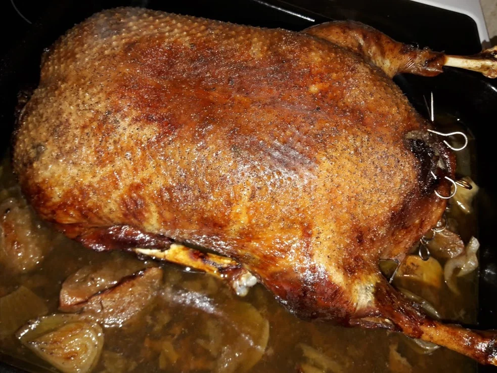 Rezept: Entenbraten klassisch Bild Nr. 8 Entenbraten klassisch - Rezept - Bild Nr. 8