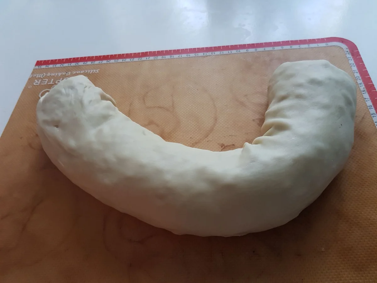 Kraut-Strudel mit Schmand-Knoblauch-Dip und Salat - Rezept - Bild Nr. 12340