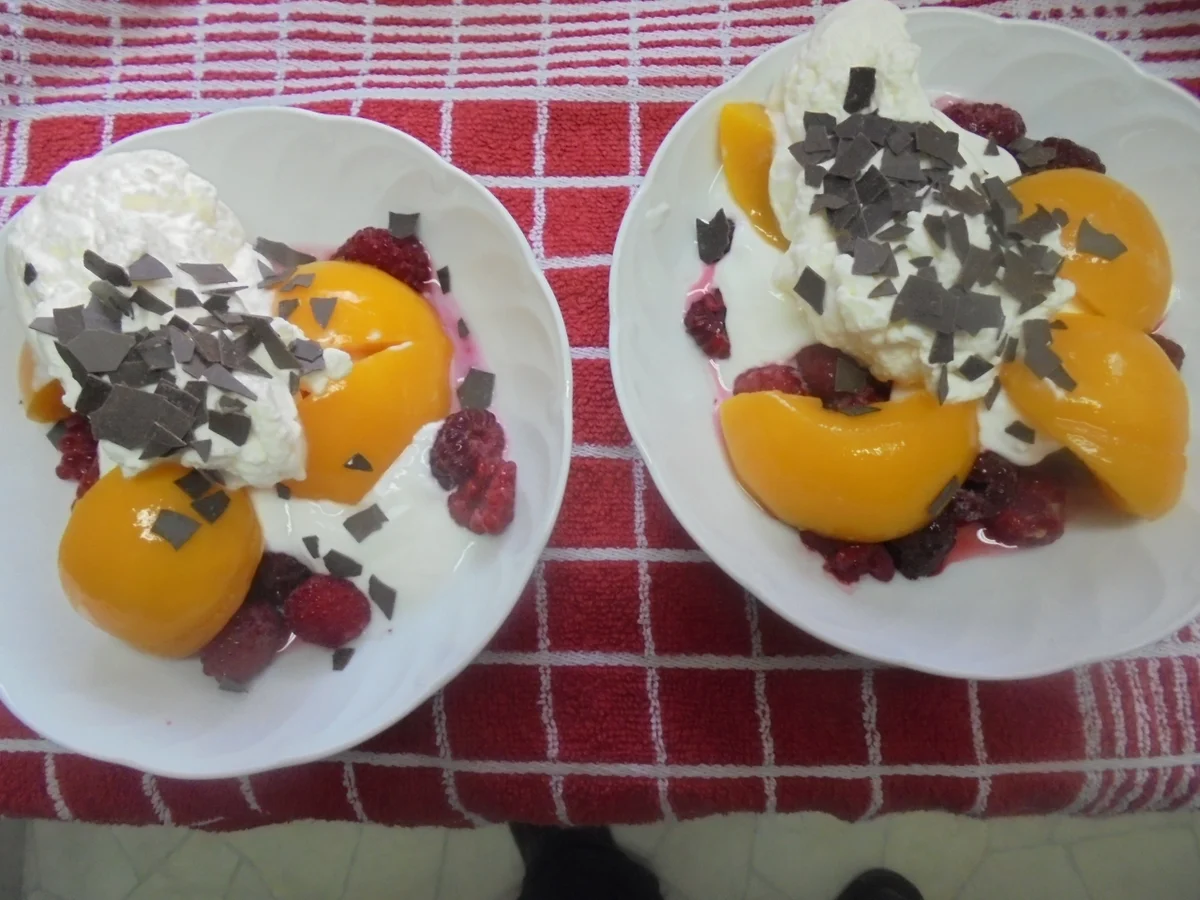 Pfirsich Melba Eis-Dessert - Rezept - Bild Nr. 3