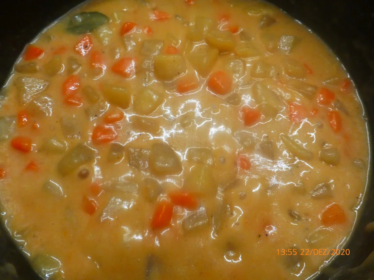 Rezept: Putenschnitzel mit Kartoffel-Karotten-Ragout Bild Nr. 5 Putenschnitzel mit Kartoffel-Karotten-Ragout - Rezept - Bild Nr. 5