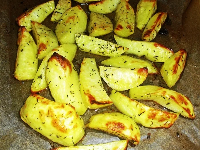 Rezept: Entrecôte mit Salat und Kartoffelecken Bild Nr. 6 Entrecôte mit Salat und Kartoffelecken - Rezept - Bild Nr. 6