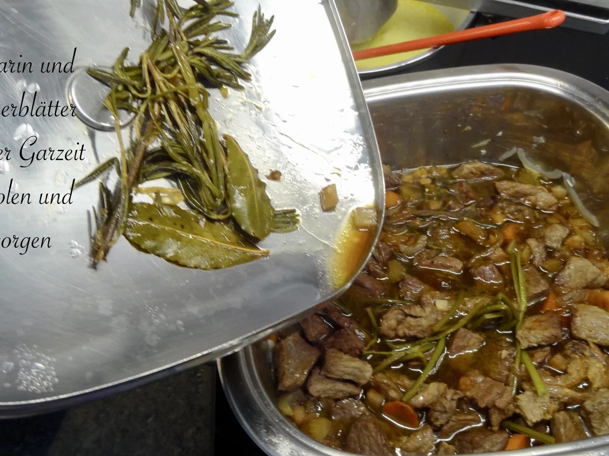 Rezept: Toskanisches Rinds Ragout Bild Nr. 25 Toskanisches Rinds Ragout - Rezept - Bild Nr. 25