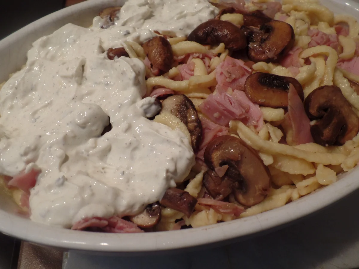 Rezept: Käsespätzle Auflauf Bild Nr. 12370 Käsespätzle Auflauf - Rezept - Bild Nr. 12370