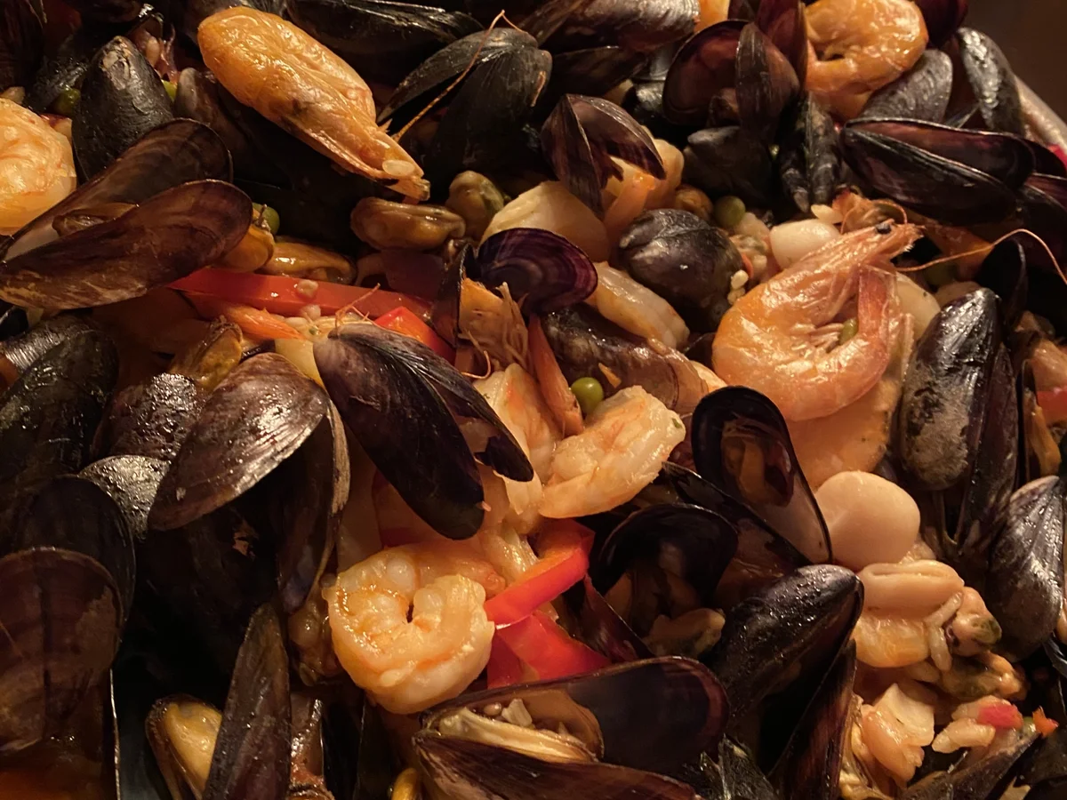 Rezept: Paella mit Fisch und Meeresfrüchten Bild Nr. 2 Paella mit Fisch und Meeresfrüchten - Rezept - Bild Nr. 2