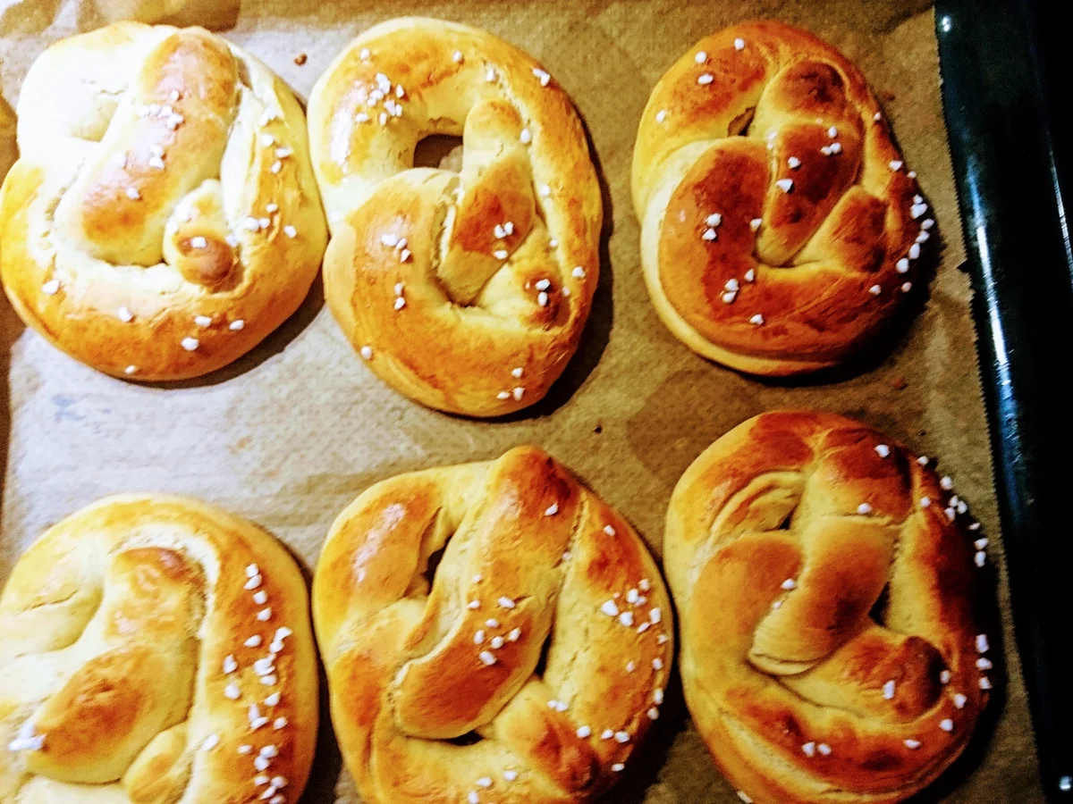 Neujahrsbrezel - Rezept - Bild Nr. 3