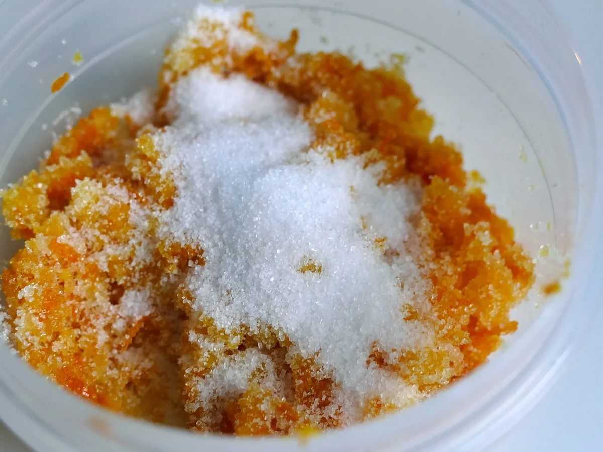 Rezept: Orangen-Hagebutten-Konfitüre mit Ingwer Bild Nr. 3 Orangen-Hagebutten-Konfitüre mit Ingwer - Rezept - Bild Nr. 3