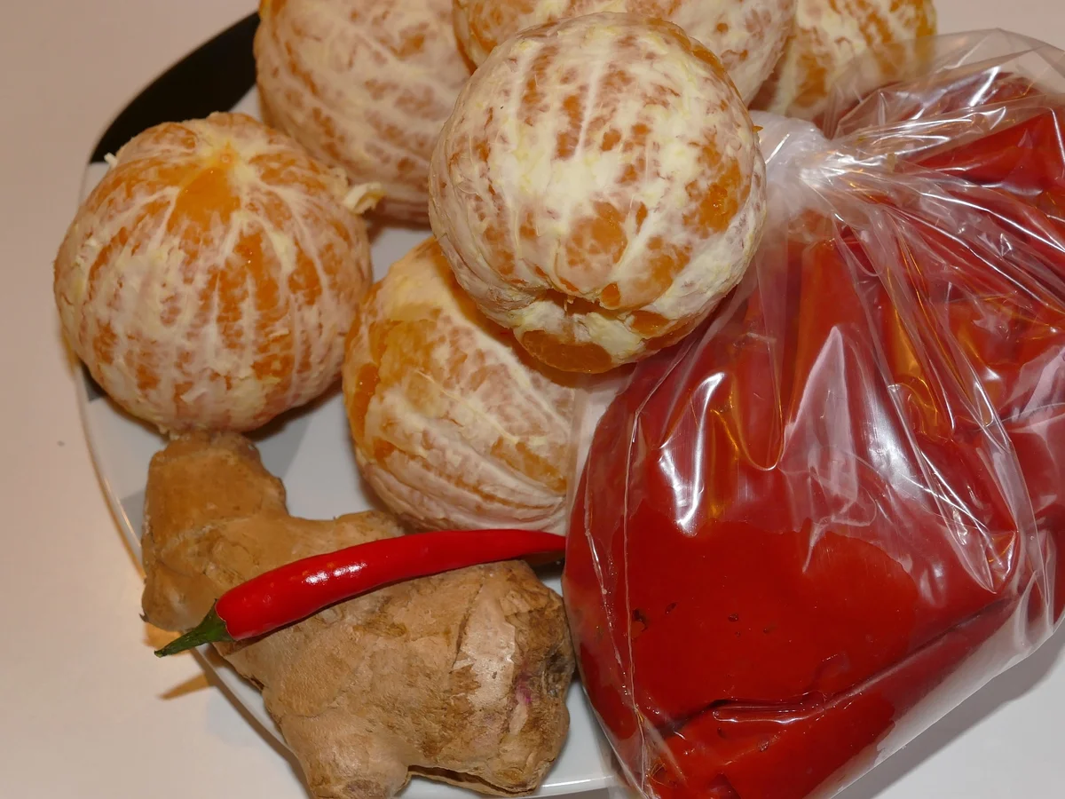 Rezept: Orangen-Hagebutten-Konfitüre mit Ingwer Bild Nr. 4 Orangen-Hagebutten-Konfitüre mit Ingwer - Rezept - Bild Nr. 4