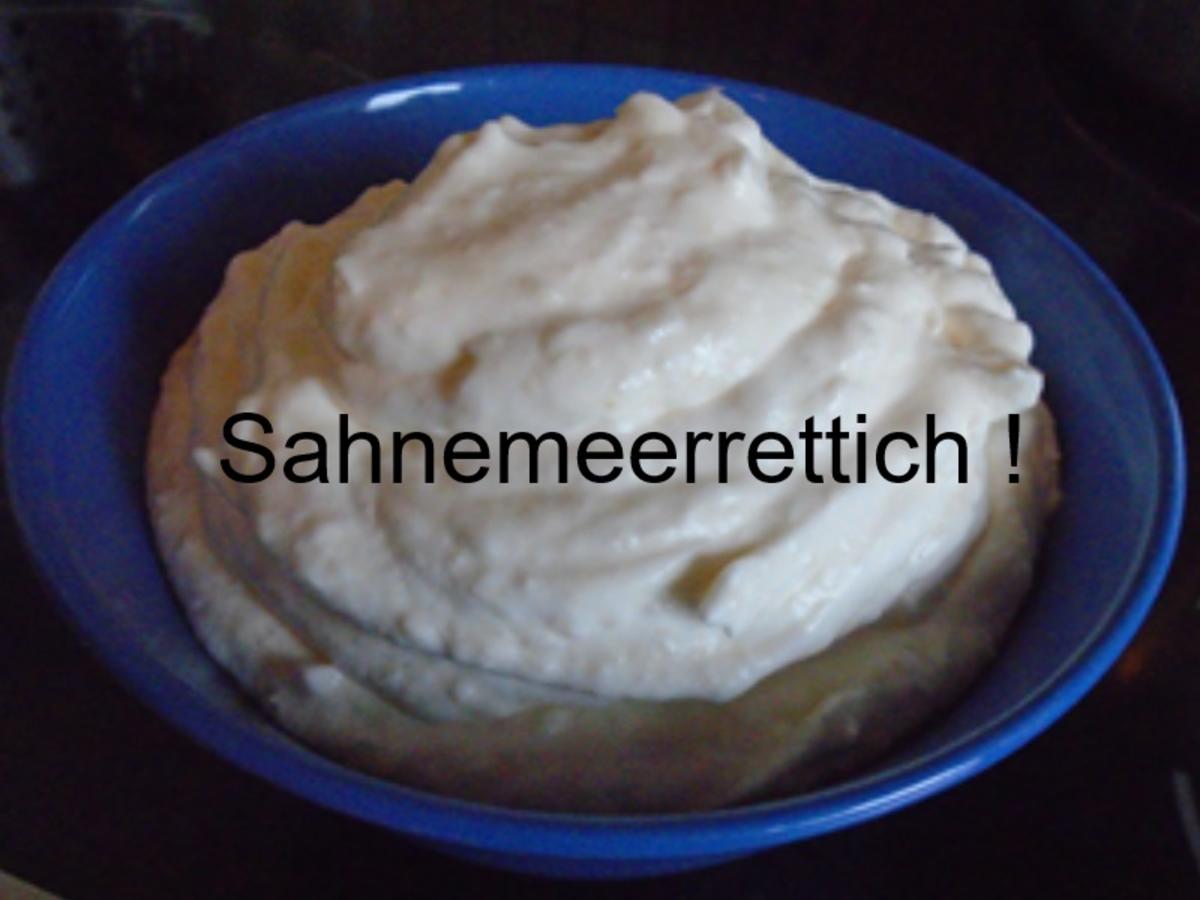 Knusprig gebackene Schweinshaxen mit Krautsalat und Sahnemeerrettich - Rezept - Bild Nr. 18