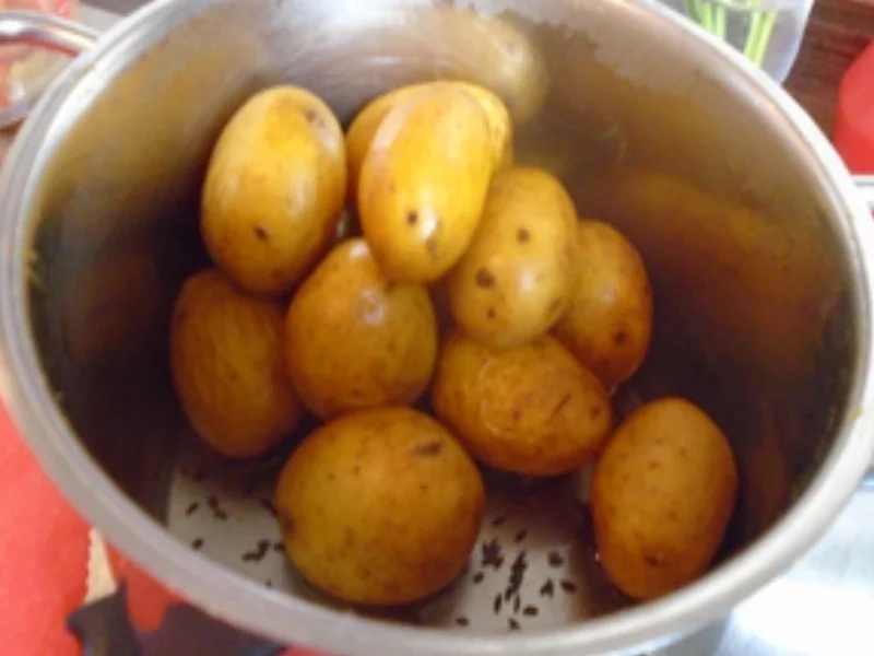 Zarte Heringsfilets in Sahnesauce und Pellkartoffel-Drillinge - Rezept - Bild Nr. 7