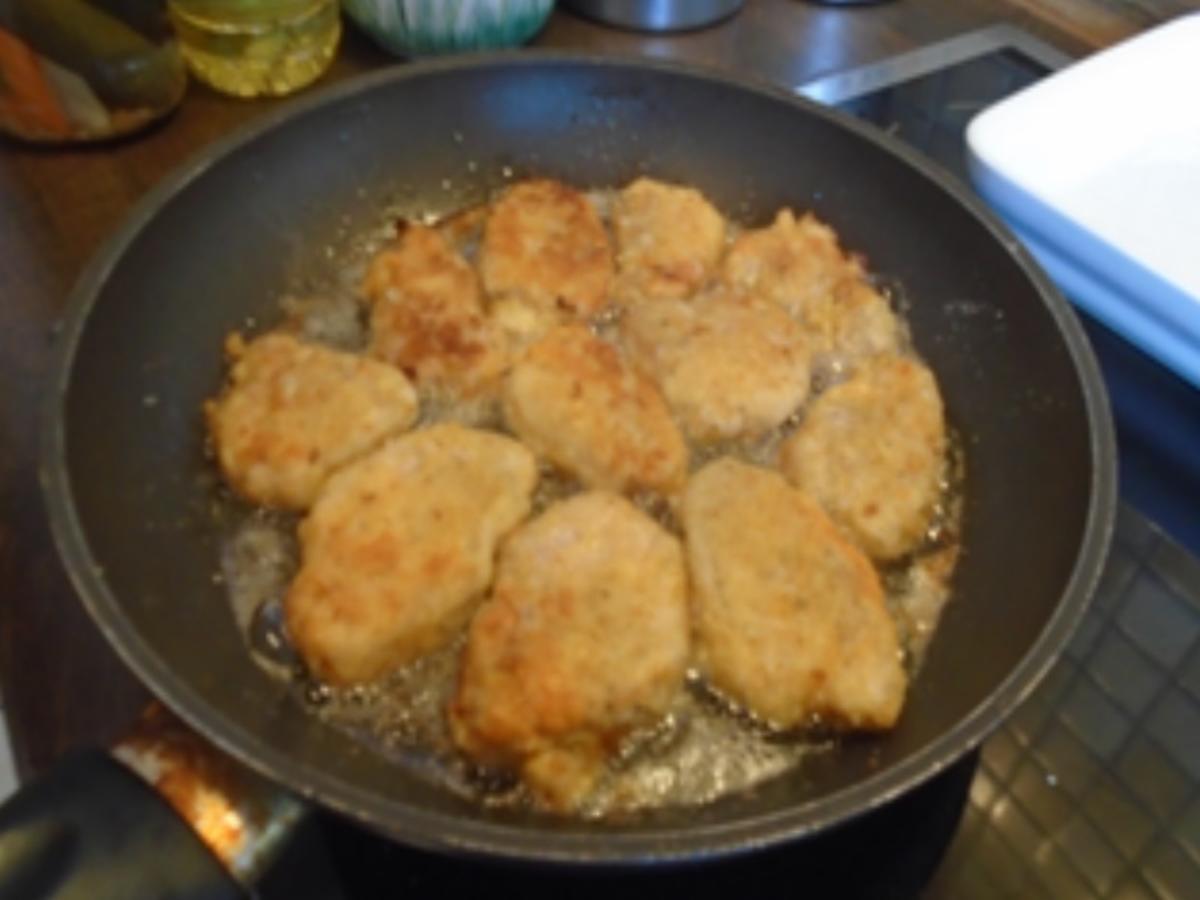Schnitzelchen mit Champignons in Currysauce und Möhren-Sellerie-Kartoffel-Stampf - Rezept - Bild Nr. 5