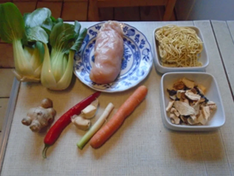 Rezept: Chop-Suey-Nudeln Bild Nr. 3 Chop-Suey-Nudeln - Rezept - Bild Nr. 3
