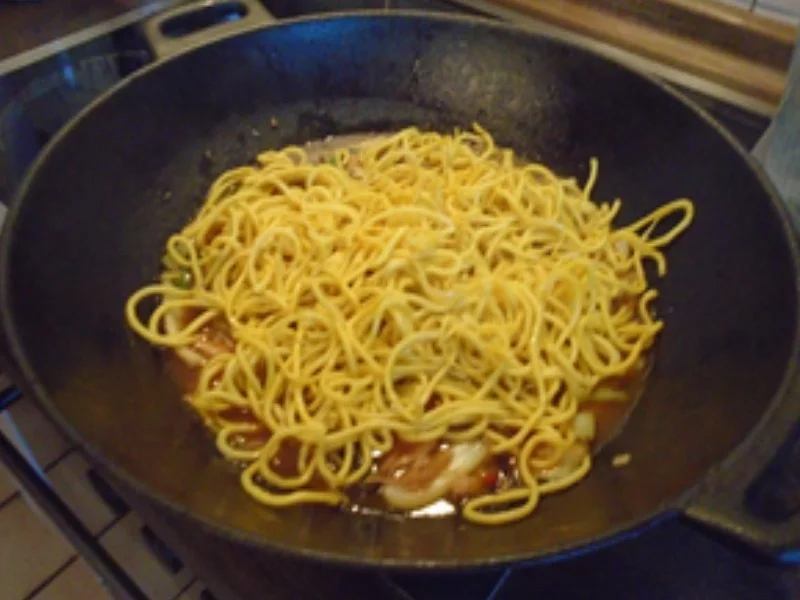 Rezept: Chop-Suey-Nudeln Bild Nr. 24 Chop-Suey-Nudeln - Rezept - Bild Nr. 24