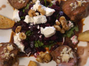Lamb Gaytime Pops mit geröstetem Bete Tartar und Süßkartoffel-Pommes - Rezept - Bild Nr. 2