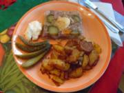 Schweinshaxen-Sülze mit herzhaften Bratkartoffeln - Rezept - Bild Nr. 2