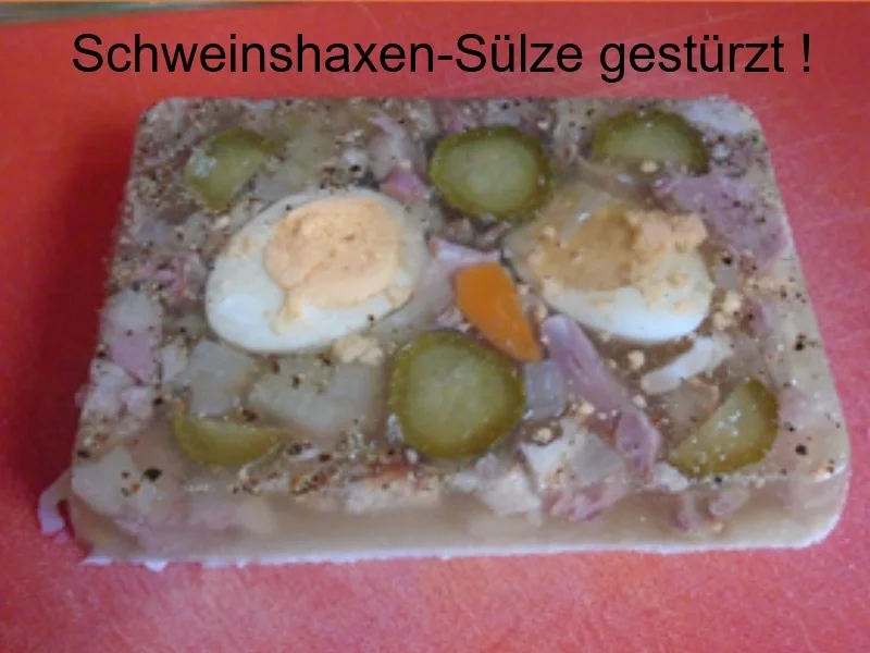 Rezept: Schweinshaxen-Sülze mit herzhaften Bratkartoffeln Bild Nr. 4 Schweinshaxen-Sülze mit herzhaften Bratkartoffeln - Rezept - Bild Nr. 4
