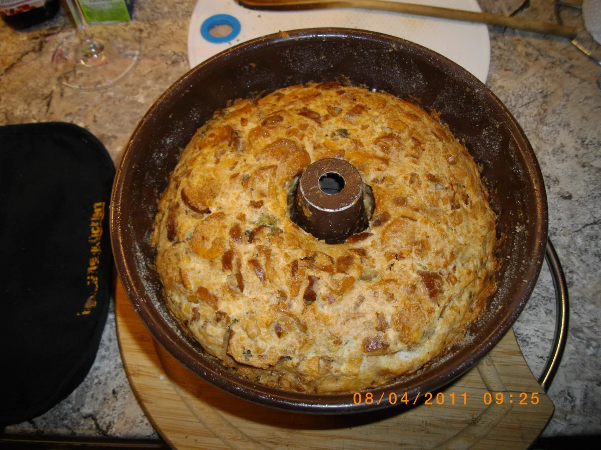 Brezengugelhupf - Rezept - Bild Nr. 6