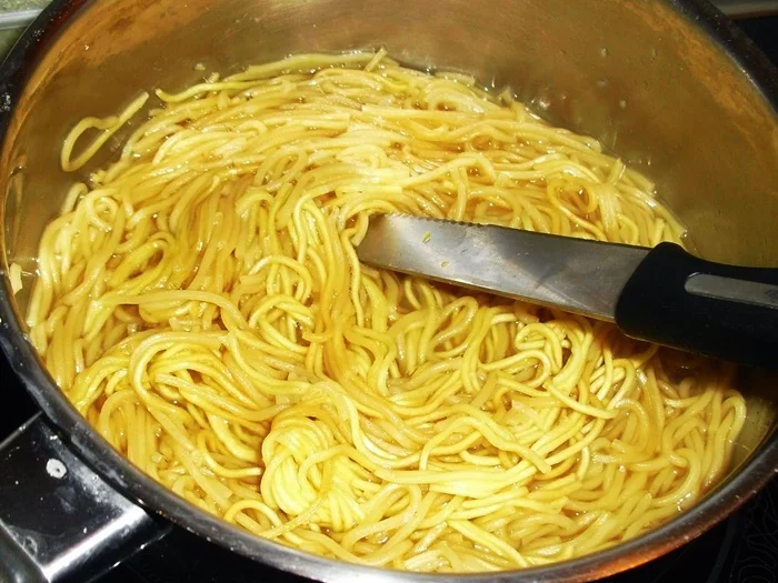 Mie-Nudeln mit Garnelen asiatisch - Rezept - Bild Nr. 6