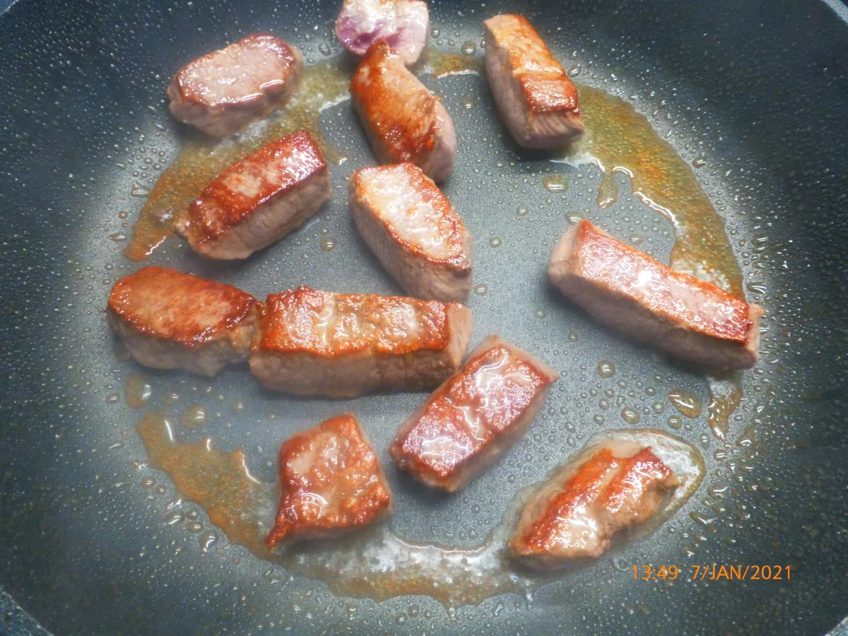 Rezept: Eintopf mit Lamm, Gemüse und Chorizo Bild Nr. 3 Eintopf mit Lamm, Gemüse und Chorizo - Rezept - Bild Nr. 3