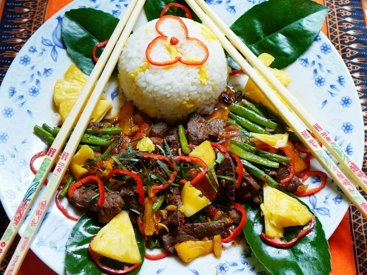 Rezept: Rindfleisch mit grünen Bohnen in Shrimpsauce Bild Nr. 2 Rindfleisch mit grünen Bohnen in Shrimpsauce - Rezept - Bild Nr. 2