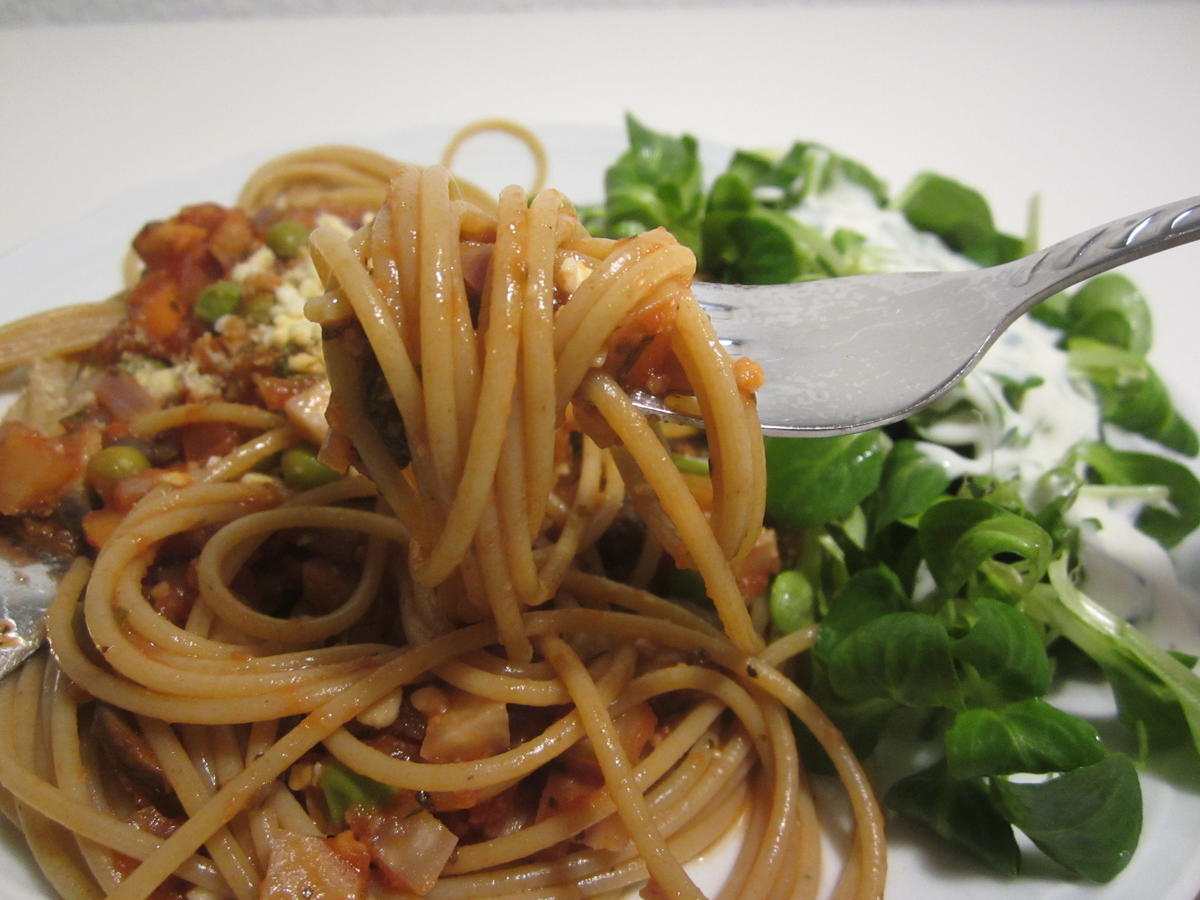 Spaghetti Veganese mit Feldsalat - Rezept - Bild Nr. 3