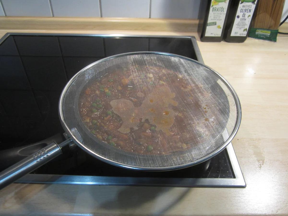 Rezept: Spaghetti Veganese mit Feldsalat Bild Nr. 9 Spaghetti Veganese mit Feldsalat - Rezept - Bild Nr. 9