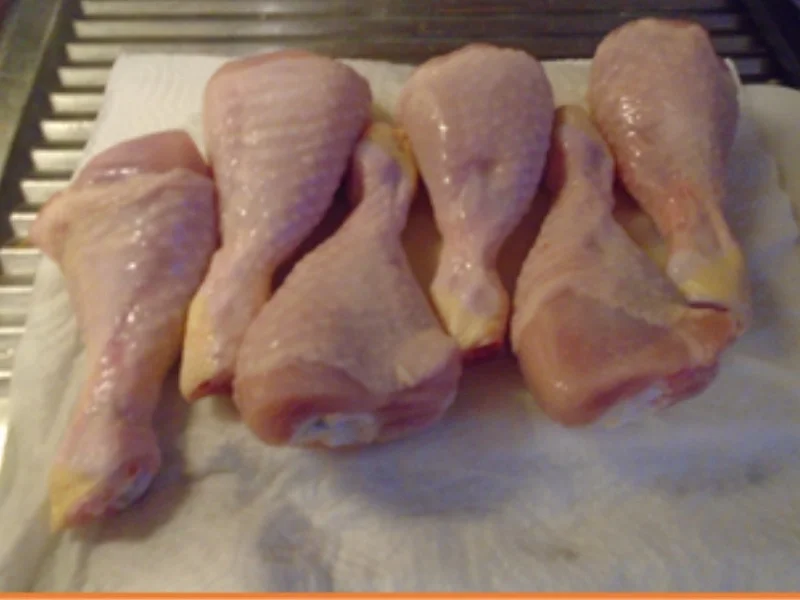 Kurkuma-Hähnchen-Drumsticks mit Avocado-Salsa und herzhaften Kartoffelstampf - Rezept - Bild Nr. 4