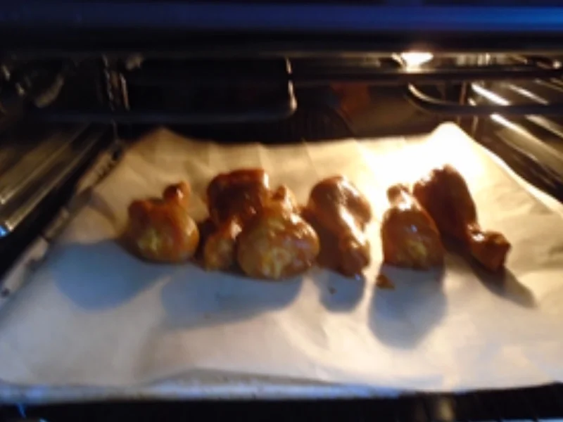 Kurkuma-Hähnchen-Drumsticks mit Avocado-Salsa und herzhaften Kartoffelstampf - Rezept - Bild Nr. 8