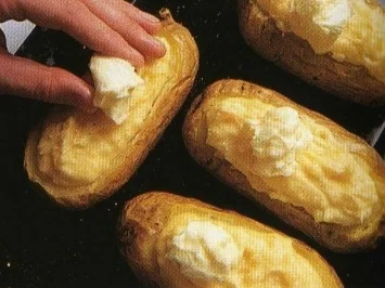 Stuffed Baked Potatoes - Rezept