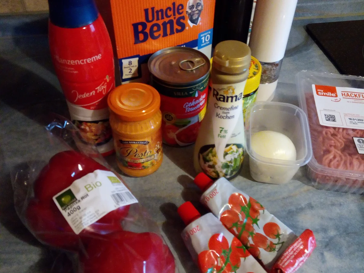 Rezept: Gefüllte Paprika mit Hackfleisch und Naturreis>>>>> Kochbar Challenge 01.0 (Januar 2021) Bild Nr. 12631 Gefüllte Paprika mit Hackfleisch und Naturreis>>>>> Kochbar Challenge 01.0 (Januar 2021) - Rezept - Bild Nr. 12631