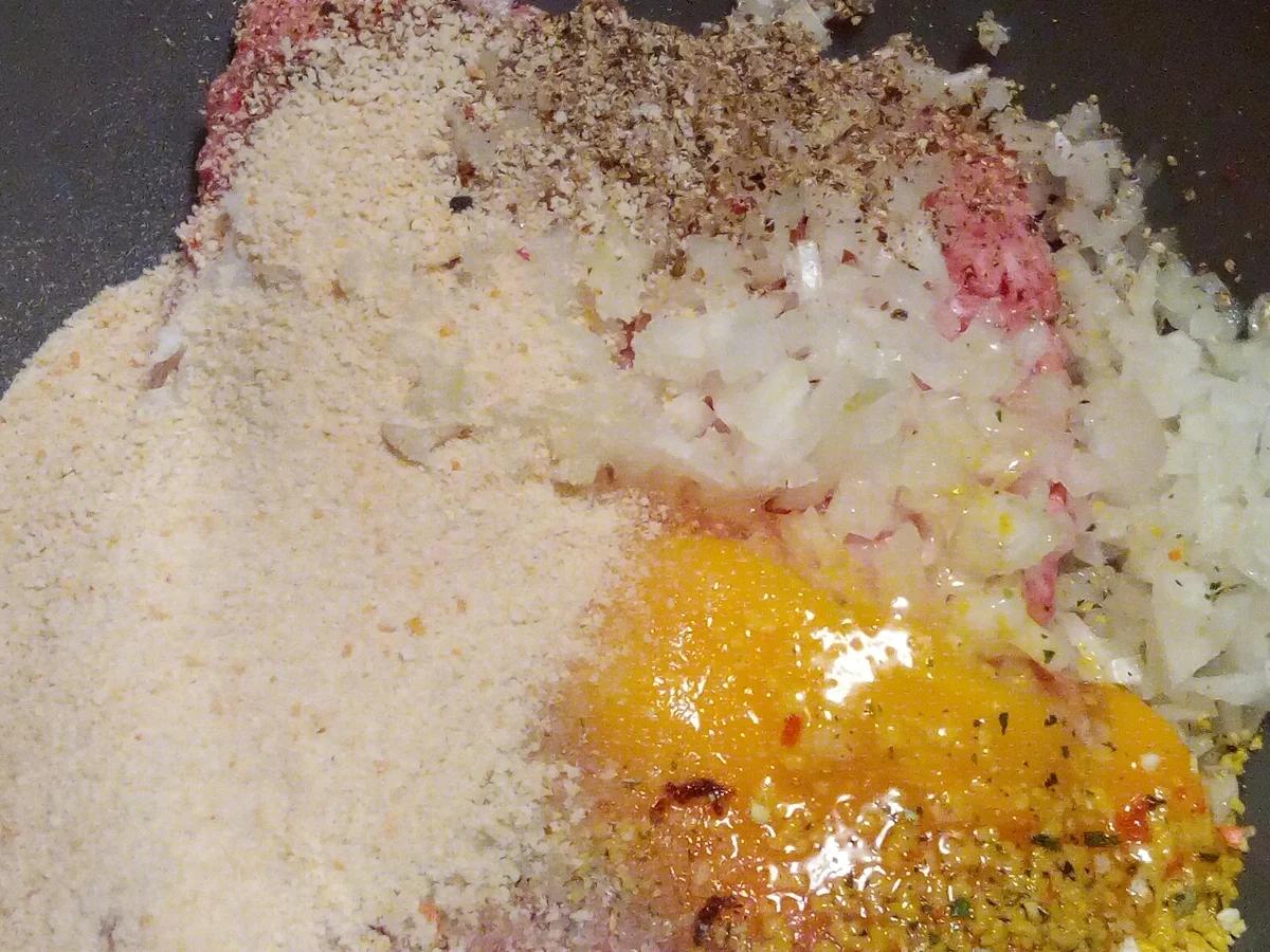 Rezept: Gefüllte Paprika mit Hackfleisch und Naturreis>>>>> Kochbar Challenge 01.0 (Januar 2021) Bild Nr. 12632 Gefüllte Paprika mit Hackfleisch und Naturreis>>>>> Kochbar Challenge 01.0 (Januar 2021) - Rezept - Bild Nr. 12632