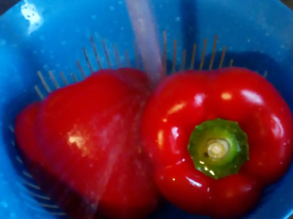 Rezept: Gefüllte Paprika mit Hackfleisch und Naturreis>>>>> Kochbar Challenge 01.0 (Januar 2021) Bild Nr. 12634 Gefüllte Paprika mit Hackfleisch und Naturreis>>>>> Kochbar Challenge 01.0 (Januar 2021) - Rezept - Bild Nr. 12634