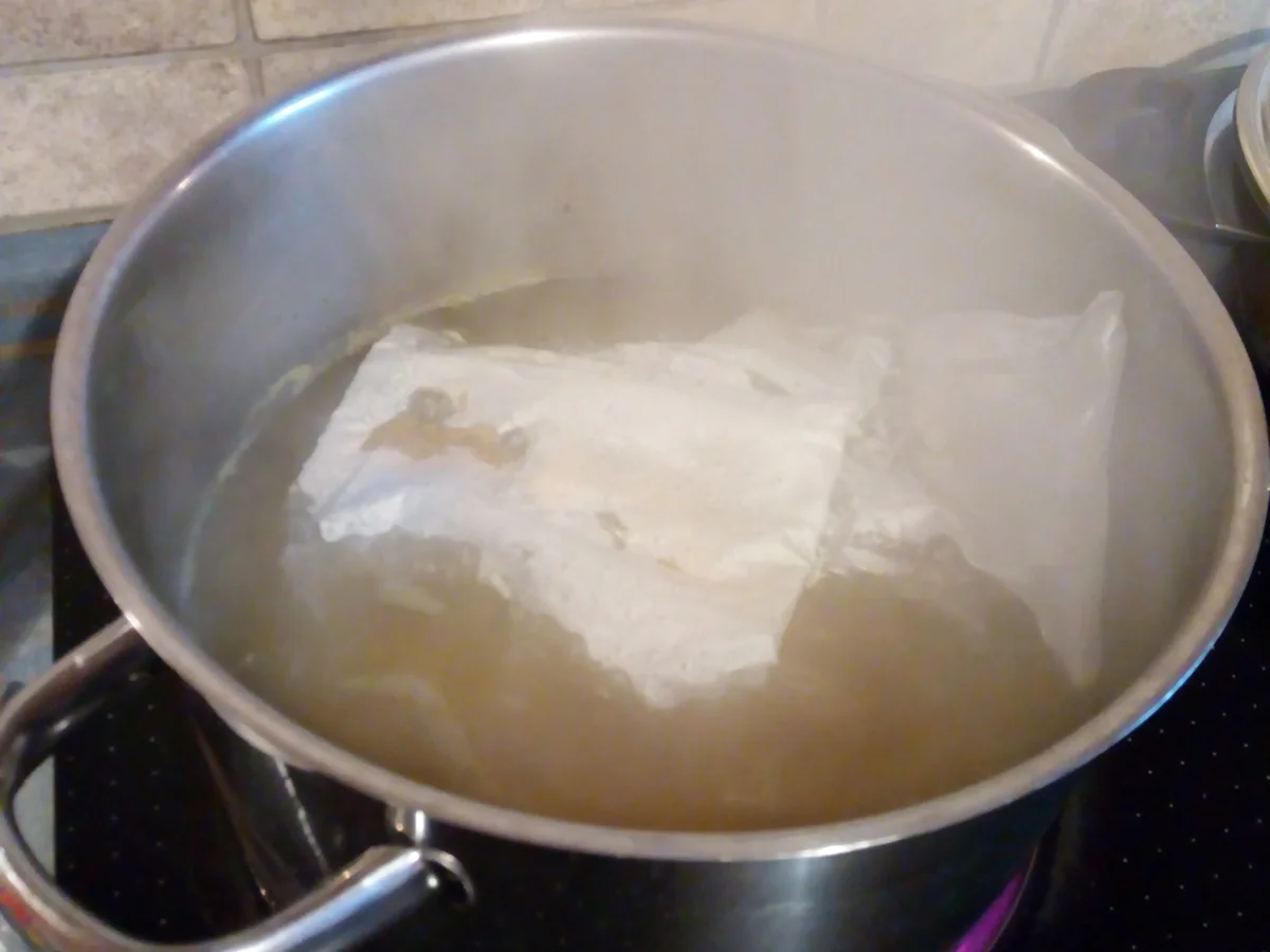 Rezept: Gefüllte Paprika mit Hackfleisch und Naturreis>>>>> Kochbar Challenge 01.0 (Januar 2021) Bild Nr. 12644 Gefüllte Paprika mit Hackfleisch und Naturreis>>>>> Kochbar Challenge 01.0 (Januar 2021) - Rezept - Bild Nr. 12644