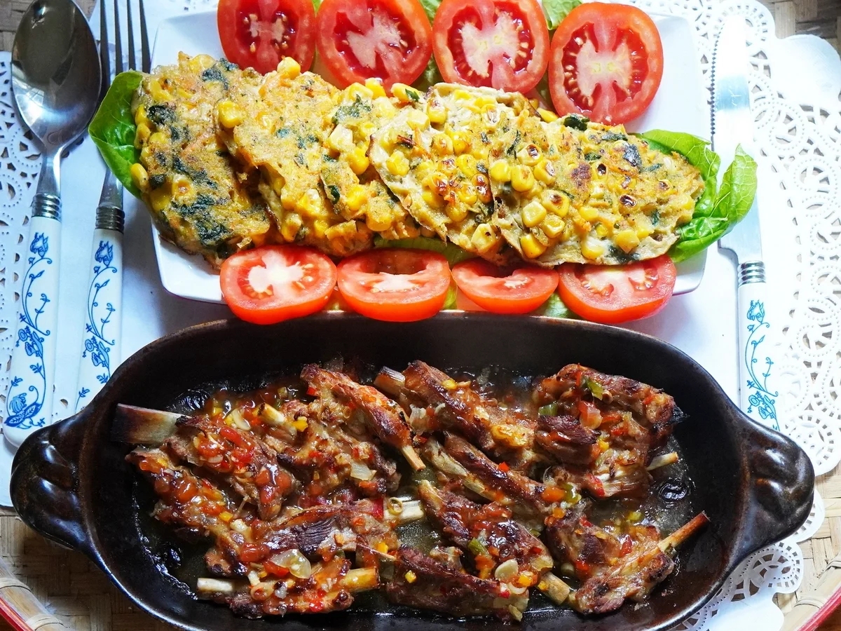 Thailändische Babyribs mit Maispuffer - Rezept - Bild Nr. 2