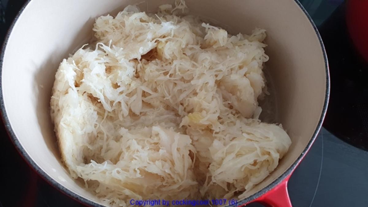 Sauerkraut (untereinander) mit Schulterbraten und Sosse - Rezept - Bild Nr. 7