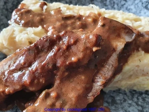 Sauerkraut (untereinander) mit Schulterbraten und Sosse - Rezept - Bild Nr. 23