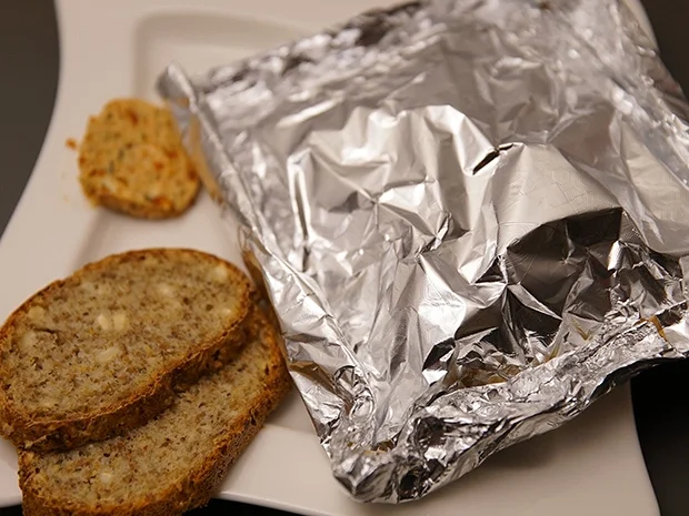 Auf dem Grill gedämpfte Forellenpäckchen mit Bierbrot - Rezept - Bild Nr. 2