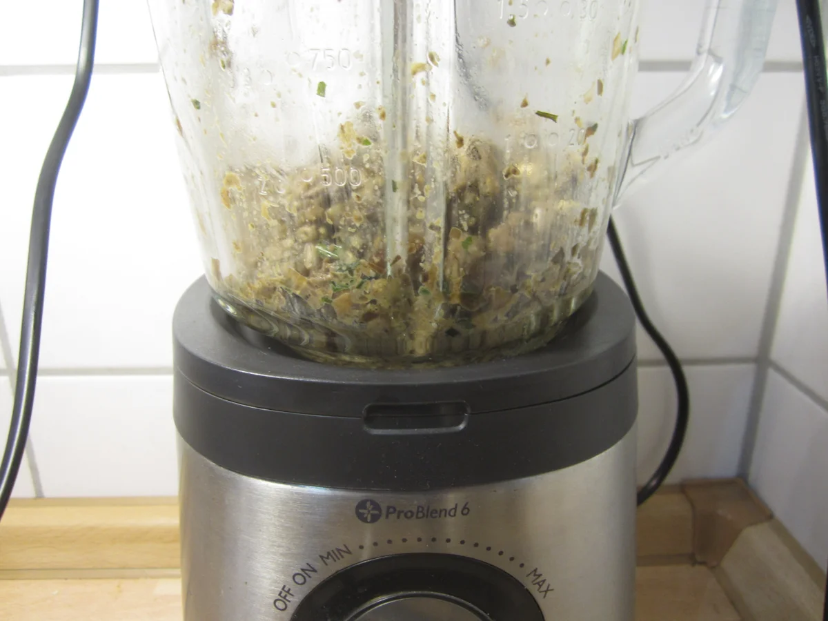 Champignon-Walnuss-Aufstrich - Rezept - Bild Nr. 8